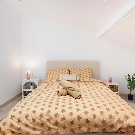 Holiday home Maison Cosy 2 Proche Paris Avec Terrasse Jardin Maisons-Alfort